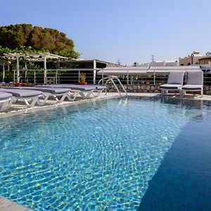 Akis Hotel
